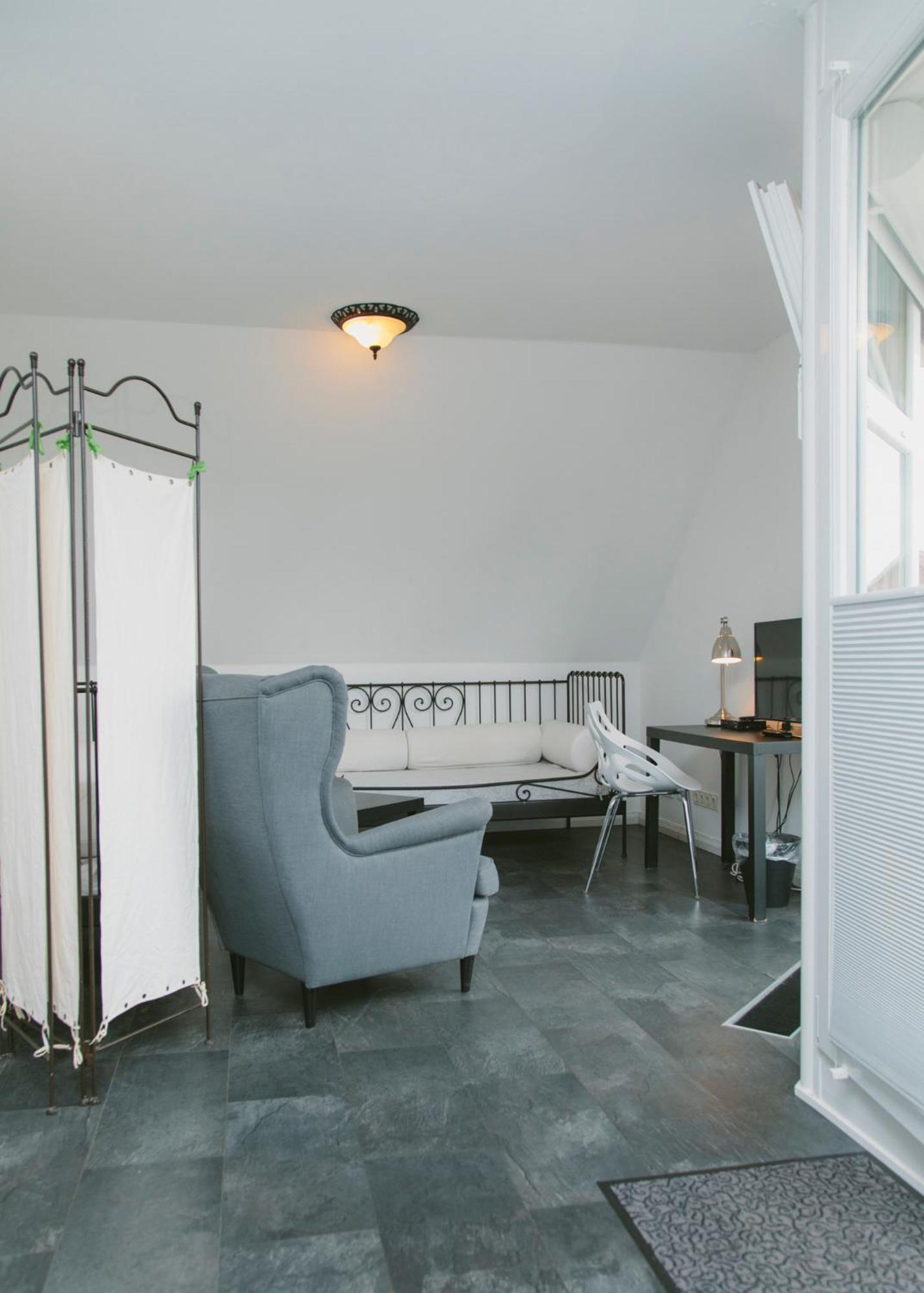 Gaestehaus Vigliarolo Gewerblich Jedes Zimmer Eigenes Bad Gemeinschaftskueche Elmshorn Dış mekan fotoğraf