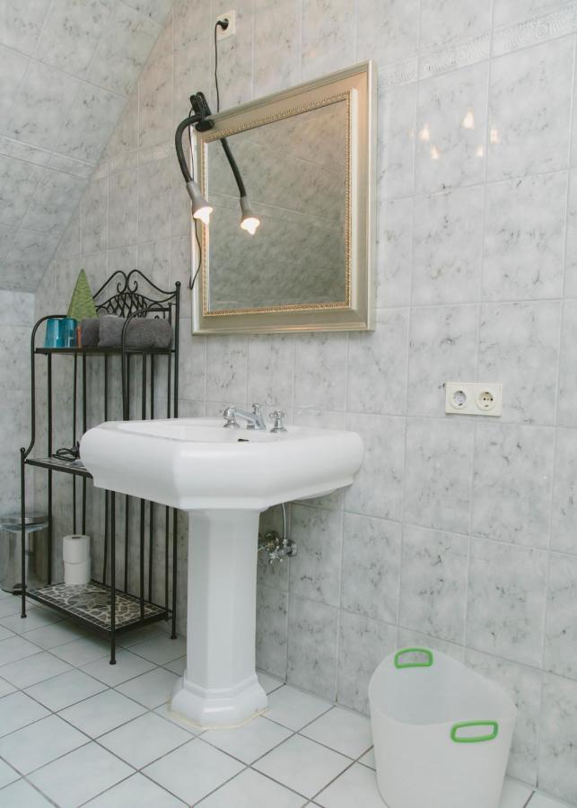 Gaestehaus Vigliarolo Gewerblich Jedes Zimmer Eigenes Bad Gemeinschaftskueche Elmshorn Dış mekan fotoğraf