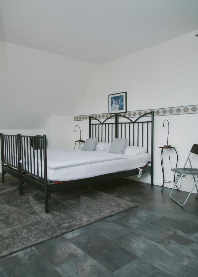Gaestehaus Vigliarolo Gewerblich Jedes Zimmer Eigenes Bad Gemeinschaftskueche Elmshorn Dış mekan fotoğraf