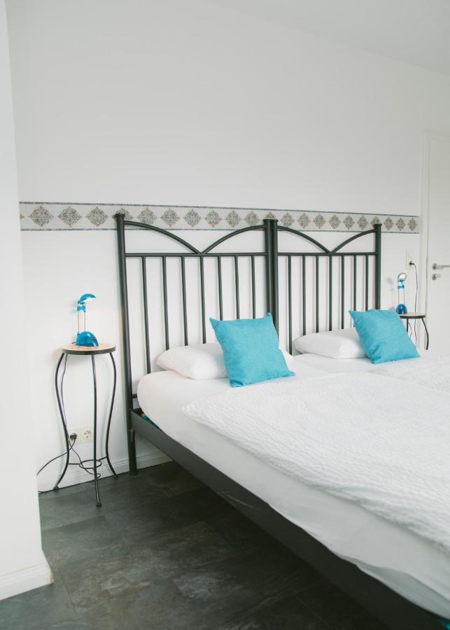 Gaestehaus Vigliarolo Gewerblich Jedes Zimmer Eigenes Bad Gemeinschaftskueche Elmshorn Dış mekan fotoğraf
